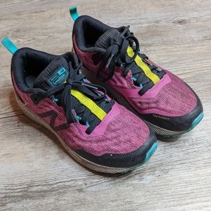 New Balance sneakers outdoor toe protect hike running big kids size 1